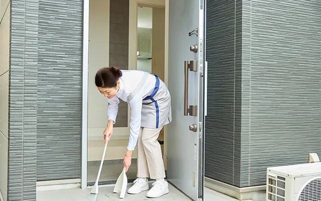 玄関掃除